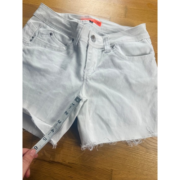 YMI Jeans Women's White Denim Cutoff Shorts with Frayed Hem Size 7 - Picture 5 of 7